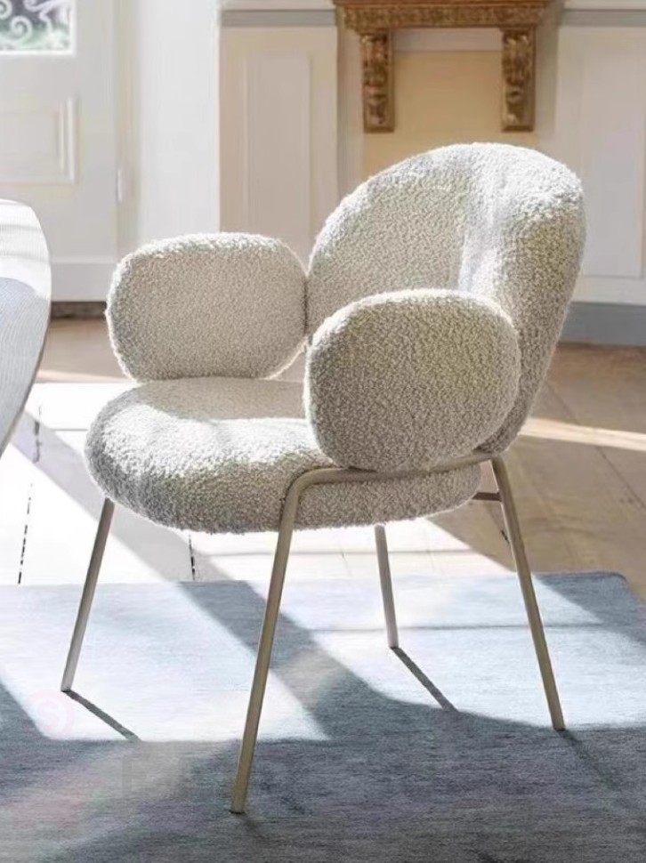 46189.970 Мягкий стул Plush Chair в интернет-магазине E-MALL.SU 8 800 775 8355   Дизайнерские стулья Мягкий стул Plush Chair