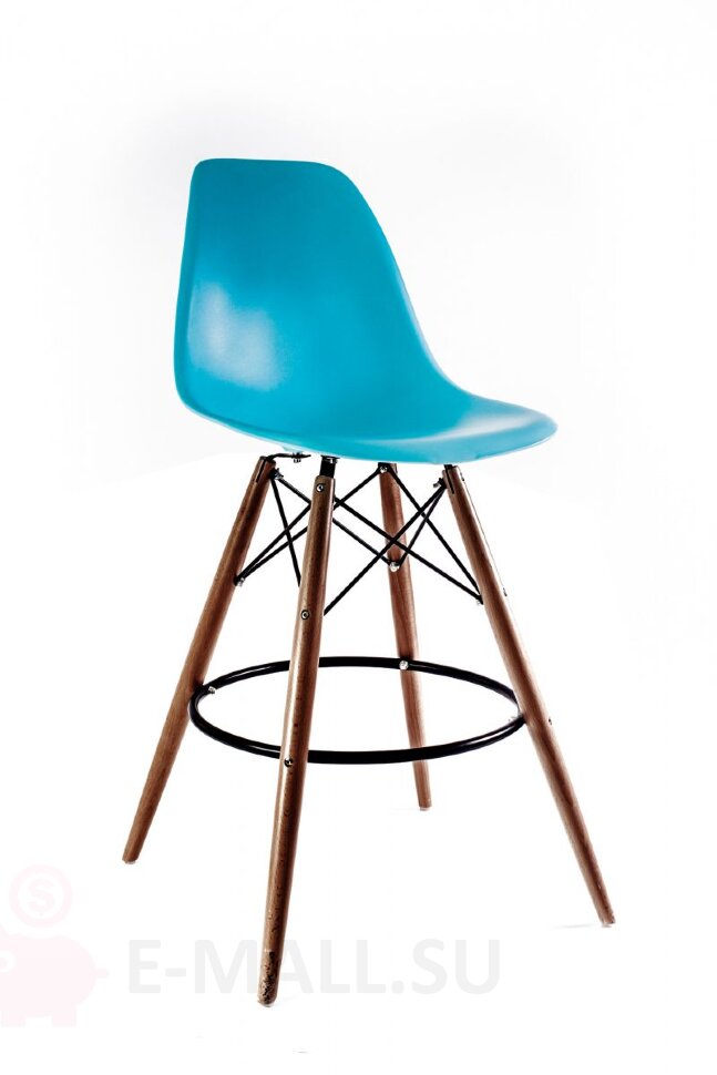 Пластиковые барные стулья DSW, дизайн Чарльза и Рэй Эймс Eames, ножки темные, голубой