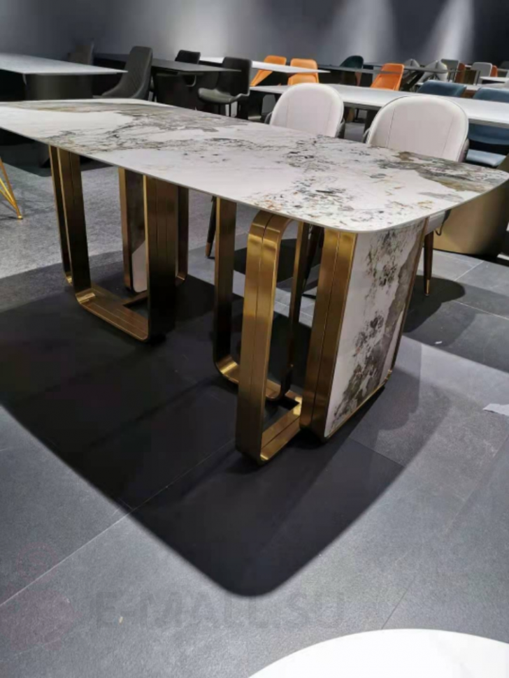 Стол обеденный в стиле Cornelio Cappellini Dining Table
