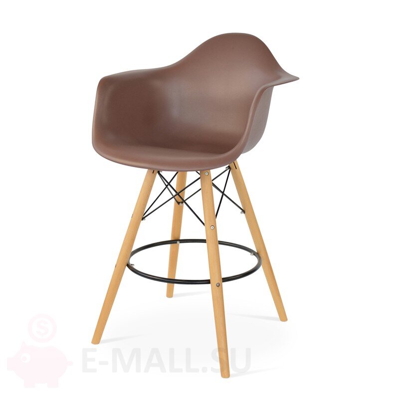 Пластиковые барные стулья DAW, дизайн Чарльза и Рэй Эймс Eames, ножки светлые, коричневый