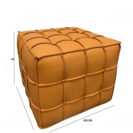 Cube Пуф из кожи и дерева в минималистичном стиле