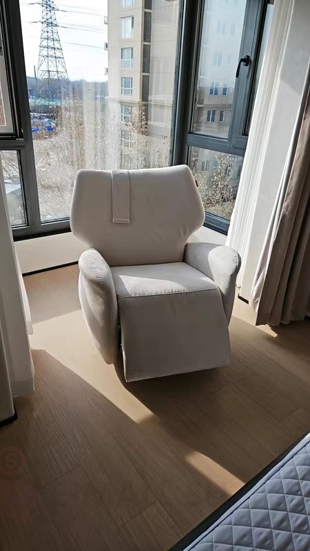 Кресло для отдыха с электрическим реклайнером Cosmic