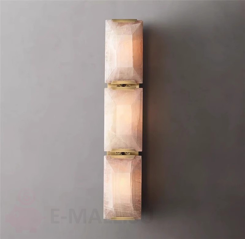 Настенный светильник из кальцита тройной в стиле Harlow Calcite Sconce