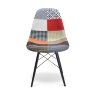 Пластиковые стулья DSW PATCHWORK, дизайн Чарльза и Рэй Эймс Eames, ножки черные дерево