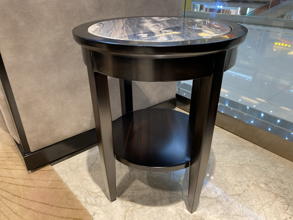 Кофейный столик из черного дерева с мраморной столешницей Armani Boss 1
