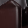 Современный кожаный стул с ручками