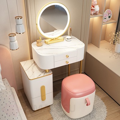 Компактный туалетный столик с тумбой, мраморной столешницей, зеркалом и пуфом, 50 см белый столик + тумба + умное зеркало + розово-белый пуф