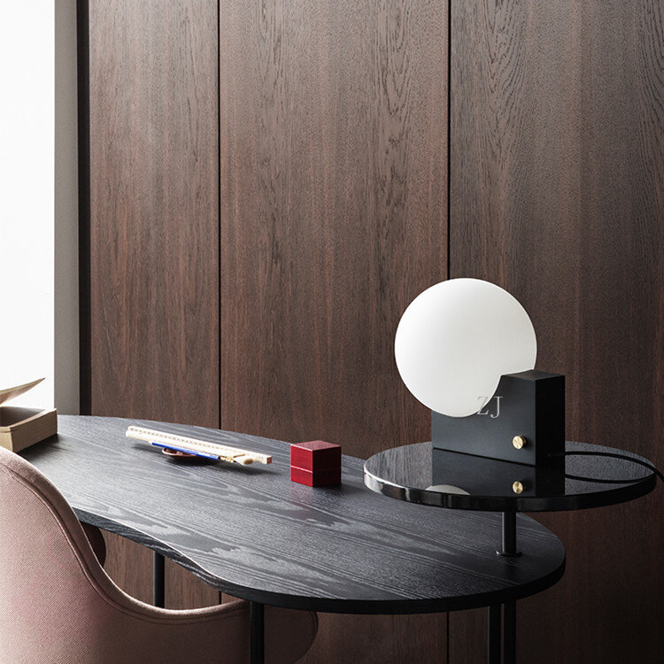 Настольная лампа в стиле Journey SHY1 &Tradition Table Lamp, черный, кнопочный переключатель