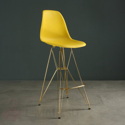 Пластиковые барные стулья DSR, дизайн Чарльза и Рэй Эймс Eames, ножки золото, желтый