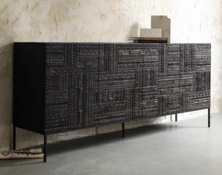 Интерьерная широкая тумба на металлических ножках в стиле Ethnicraft Archiproducts