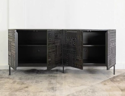 Интерьерная широкая тумба на металлических ножках в стиле Ethnicraft Archiproducts