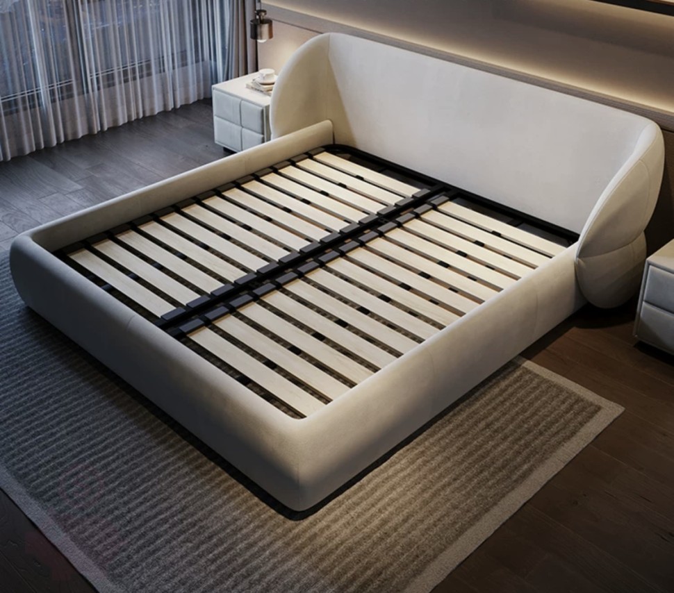 Интерьерная кровать Reina