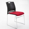 Современный стул для офиса и конференц зала с мягким сиденьем штабелируемый