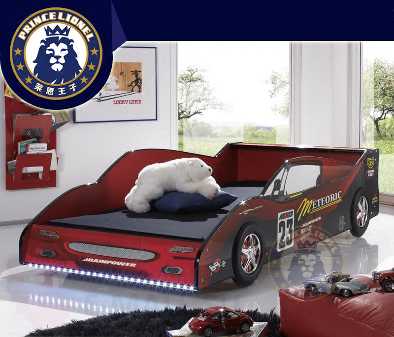 Кровать детская в виде машинки Prince Lionel B126