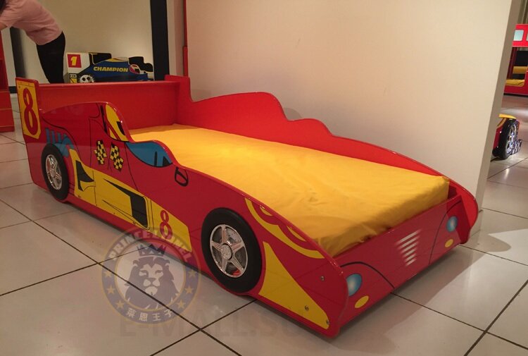 Кровать детская в виде машинки Prince Lionel E835, красная стандартная модель 210x98x60
