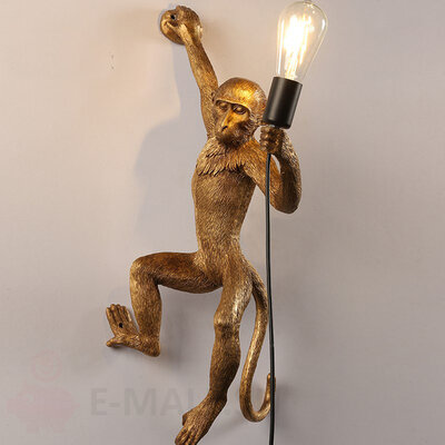 Настенный светильник в виде обезьянки Seletti Monkey Lamp Wall, золото