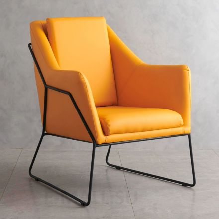 Кожаное кресло на металлических ножках Silla