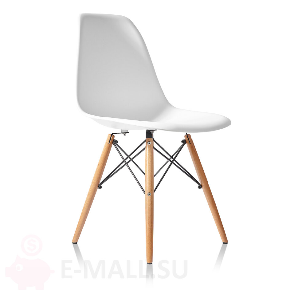 Пластиковые стулья DSW, дизайн Чарльза и Рэй Эймс Eames, ножки светлые, белый