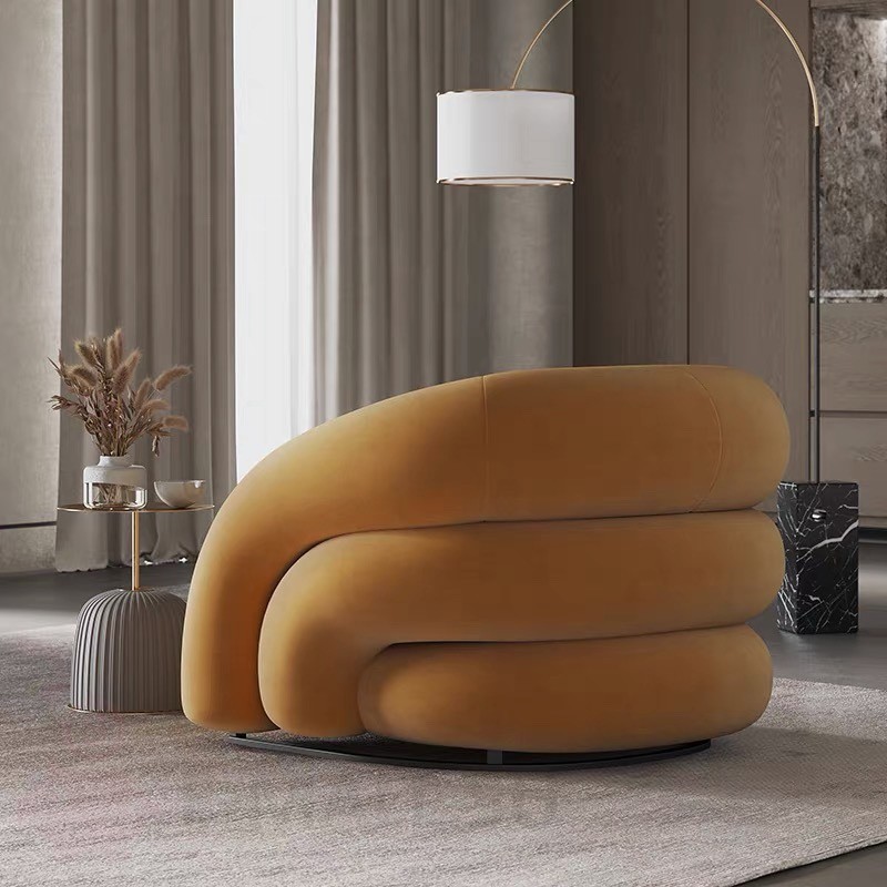 Кресло интерьерное в стиле Baloon armchair by Armani Casa