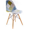 Пластиковые стулья DSW PATCHWORK, дизайн Чарльза и Рэй Эймс Eames, ножки светлые