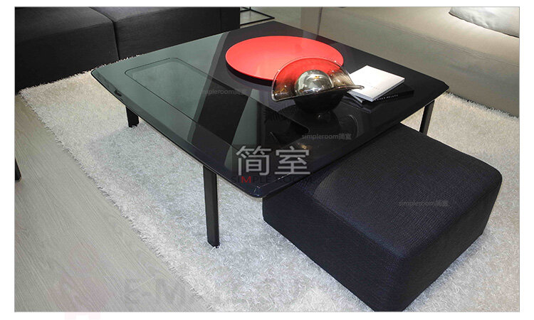 Кофейный столик в стиле Perry coffee table, Minotti W1200*D1200*H380 mm, Черный, глянец
