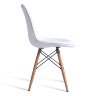 Пластиковые стулья DSW PVC, дизайн Чарльза и Рэй Эймс Eames, ножки светлые