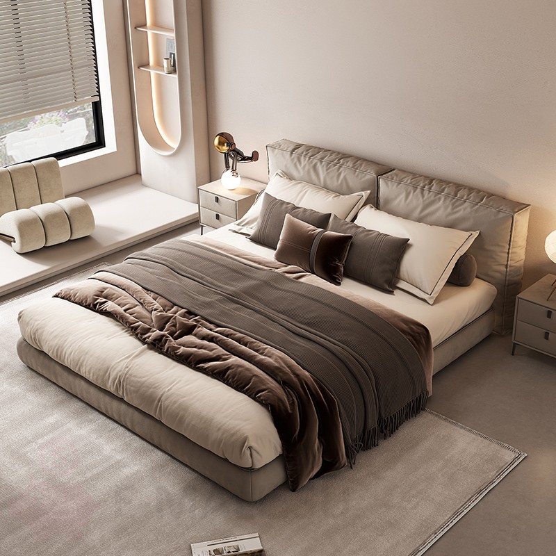 Кровать с мягким изголовьем в итальянском стиле