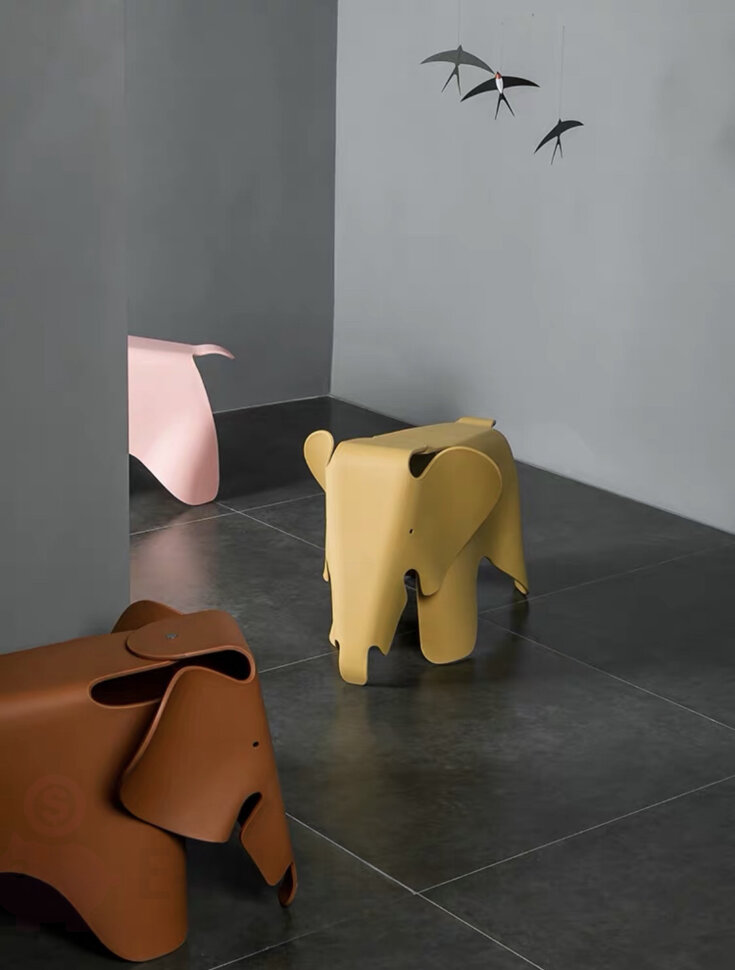 Интерьерный стул в виде слоника